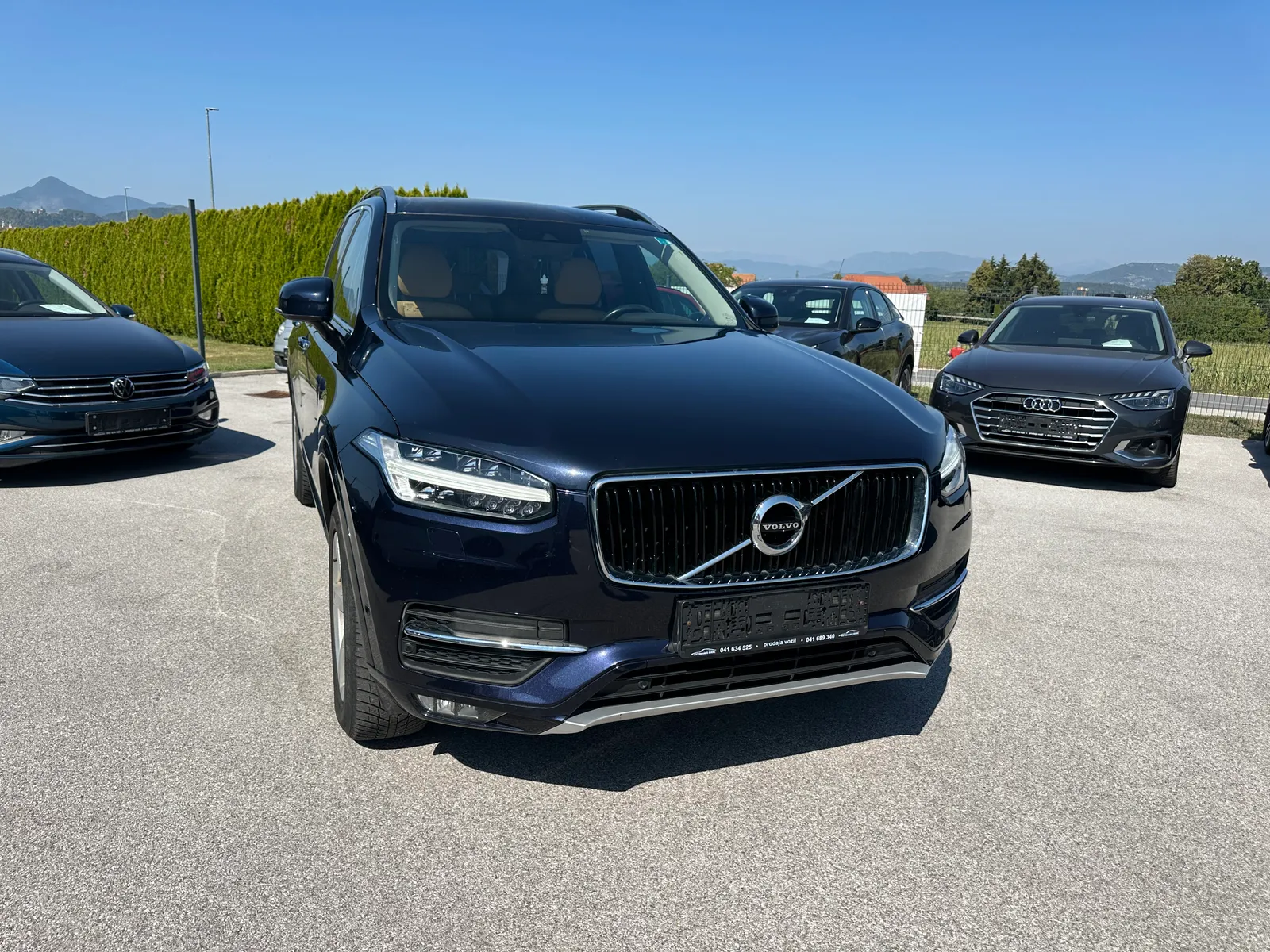 Volvo XC90 D5 AWD Inscription Geartronic, letnik 2016 – slika 1